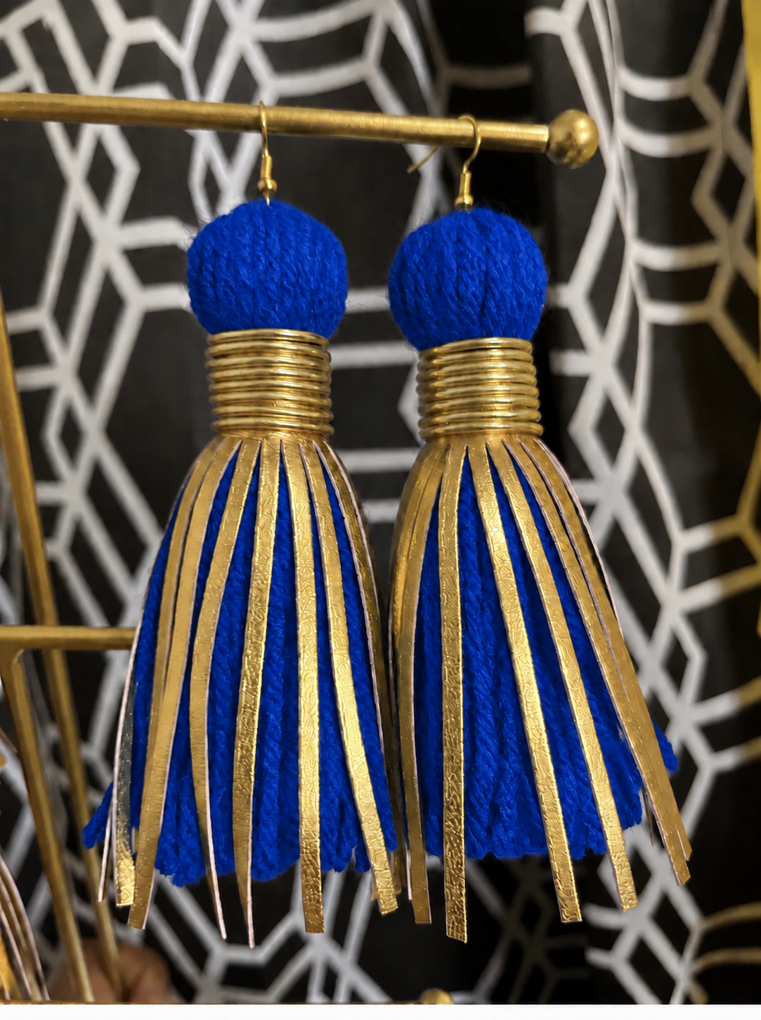 The Crowned Tassels