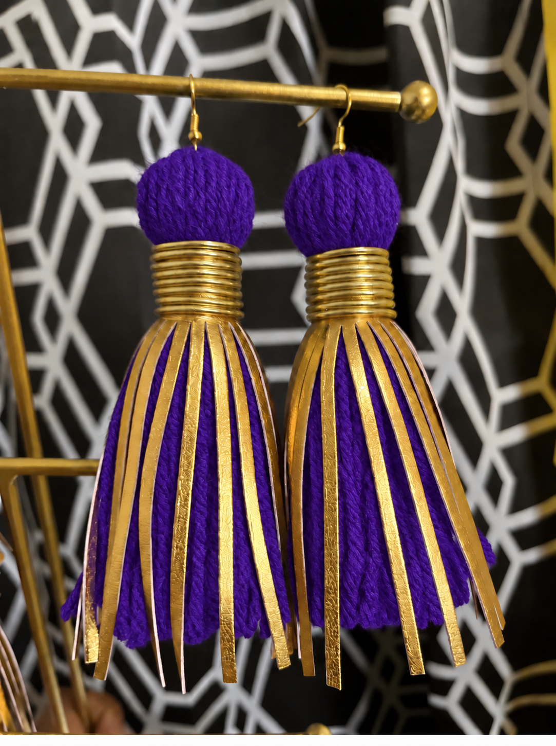 The Crowned Tassels