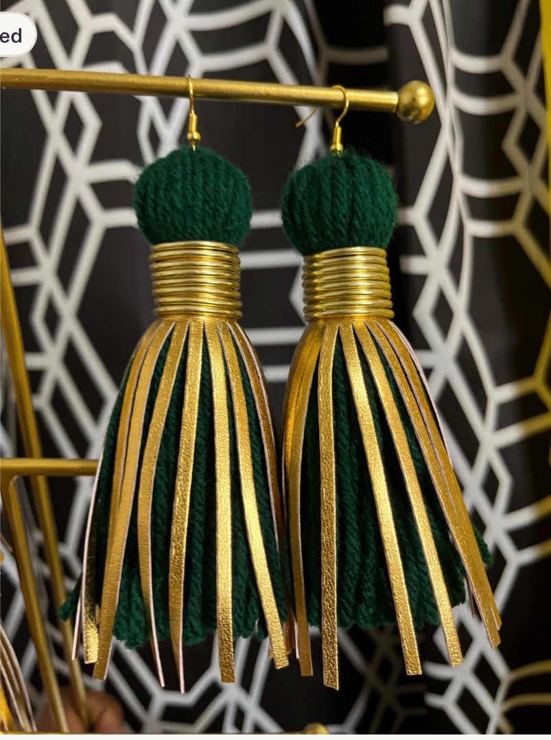 The Crowned Tassels